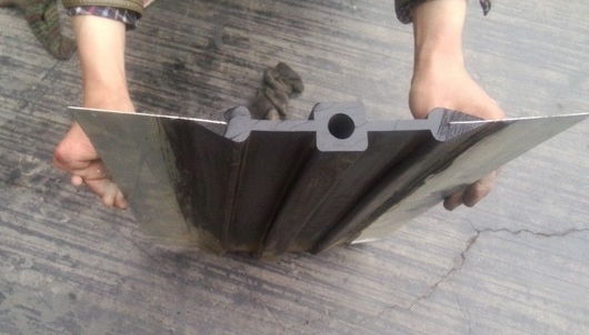 鋼邊橡膠止水帶多少錢一米